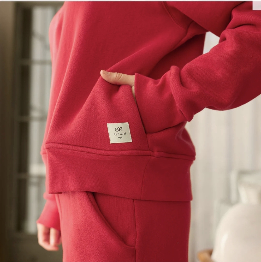 Red Half-Zip Sweatshirt and Pants Set - Picture 2 of 10